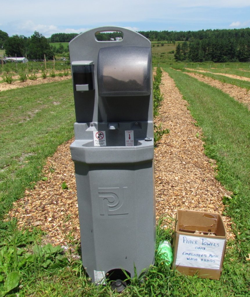 Picture of rented handwashing unit at a Upick farm