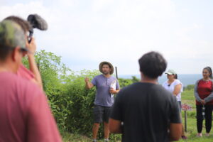 1 WHF Carlos creditClara