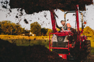 Elle Pea Acres Thomas Martineau Photo 002